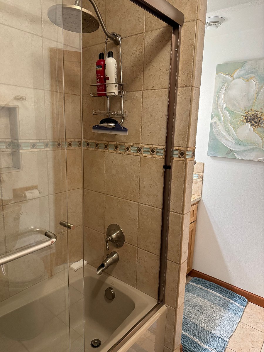 full bath and rain shower