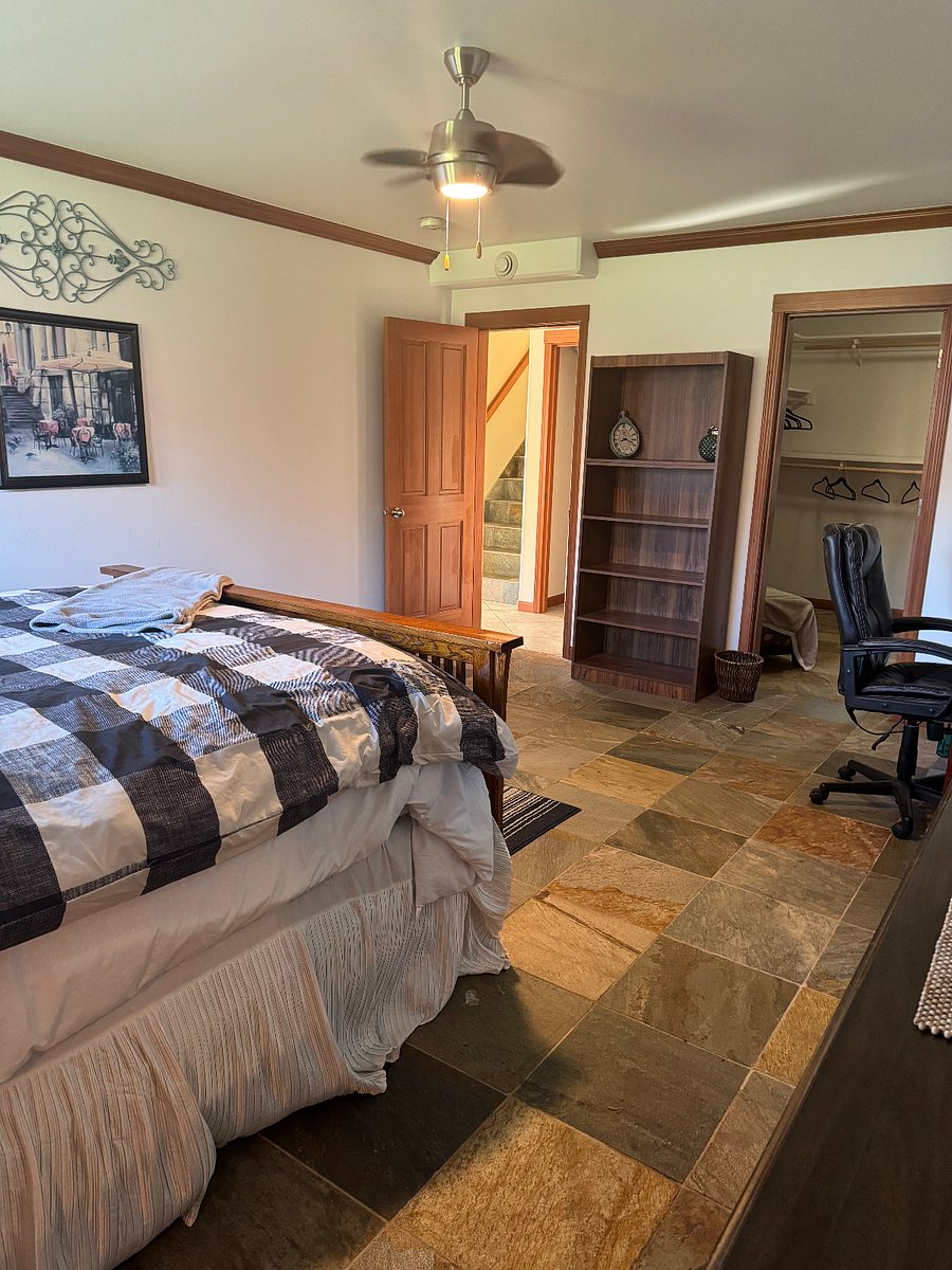 1st bedroom