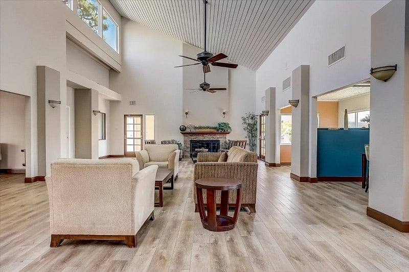 Furnished Finder property 402388_1 photo 17