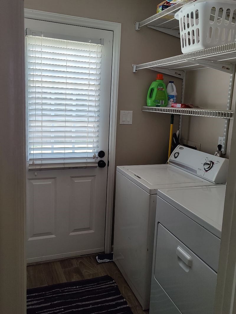 Furnished Finder property 402409_1 photo 7