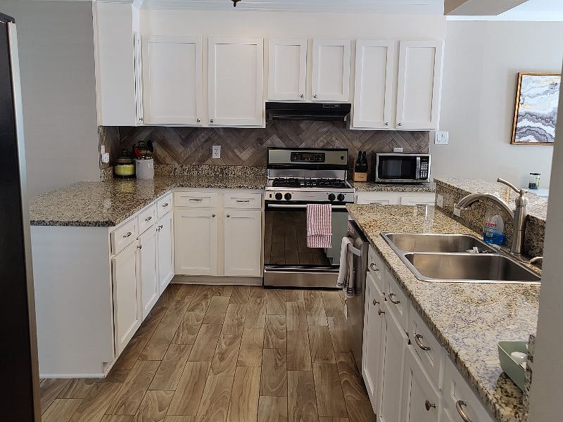 Furnished Finder property 402409_1 photo 10