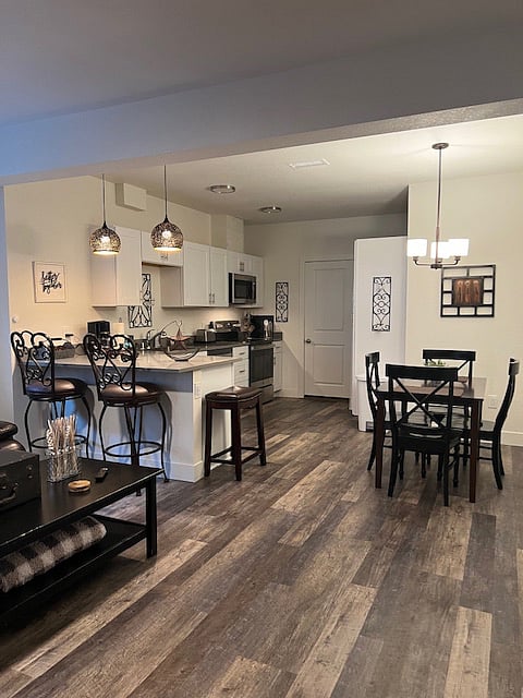 Furnished Finder property 402412_1 photo 12
