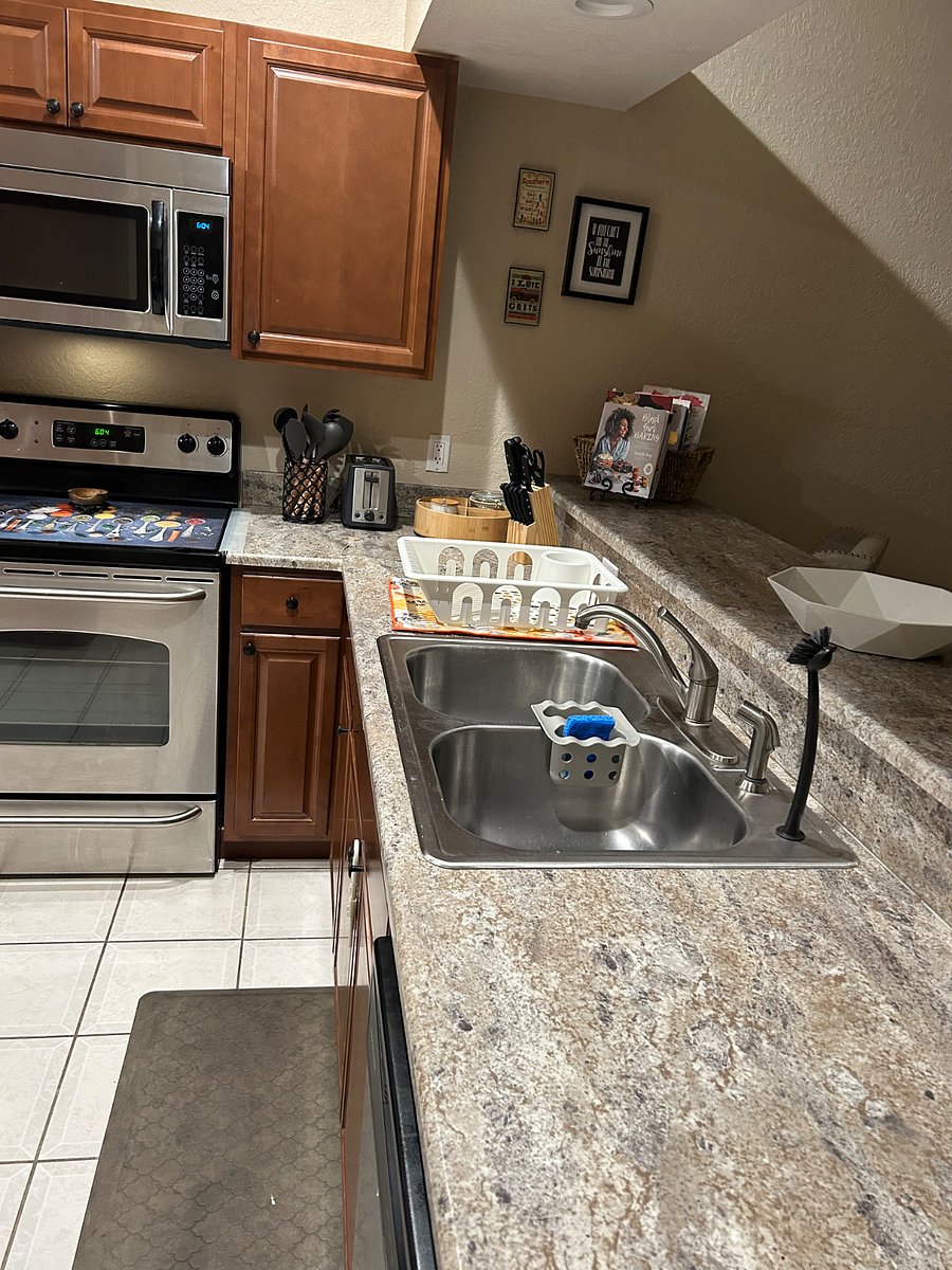 Furnished Finder property 402436_1 photo 5