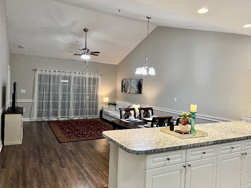 Furnished Finder property 402442_1 photo 4