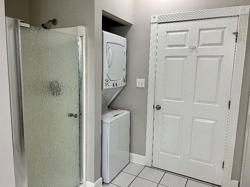 In unit Washer and dryer