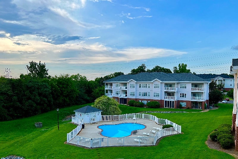 Furnished Finder property 402442_1 photo 25