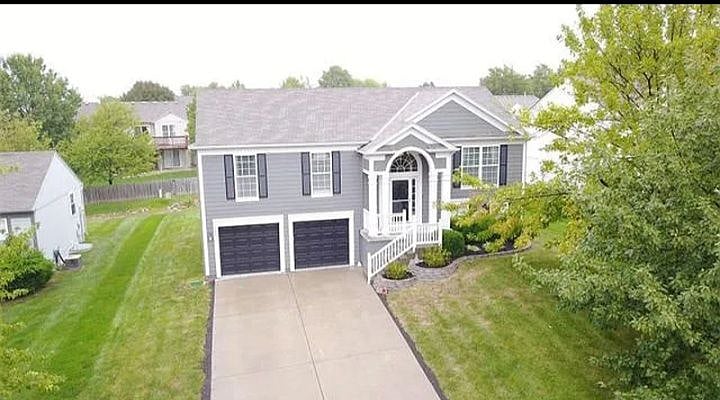 Furnished Finder property 402444_1 photo 2