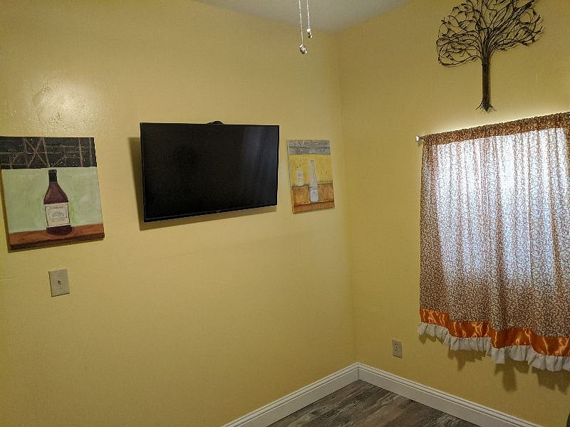 Furnished Finder property 402472_1 photo 10