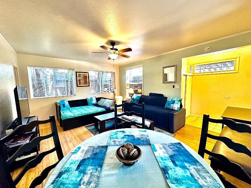 Furnished Finder property 402478_1 photo 3