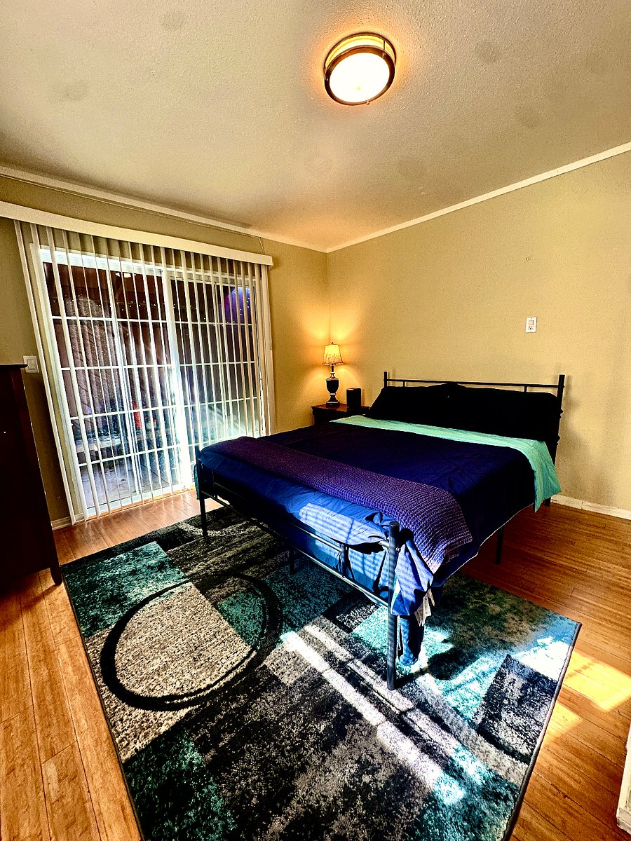 Furnished Finder property 402478_1 photo 7