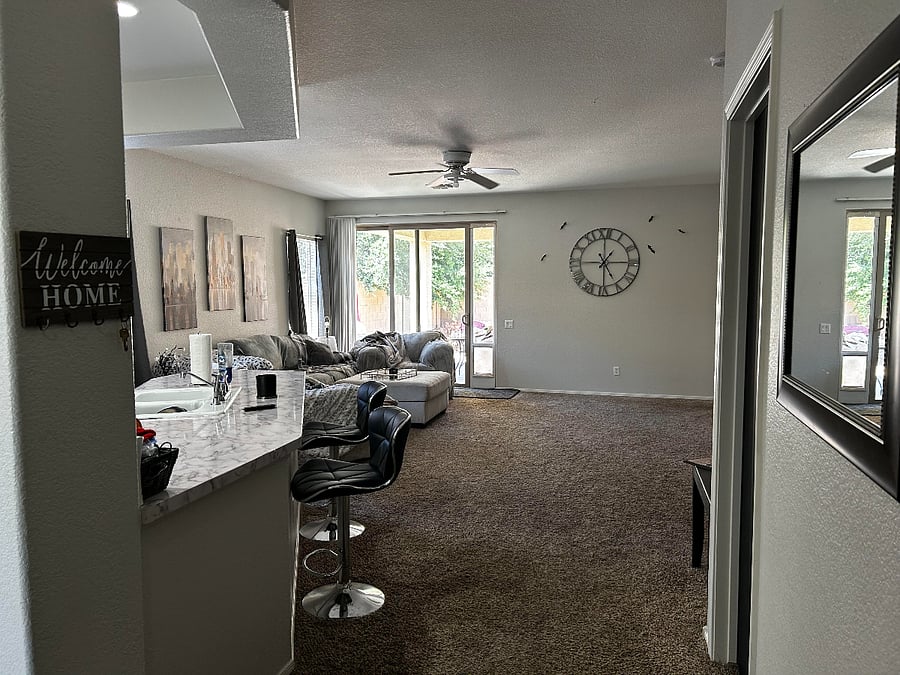 Furnished Finder property 402495_1 photo 3