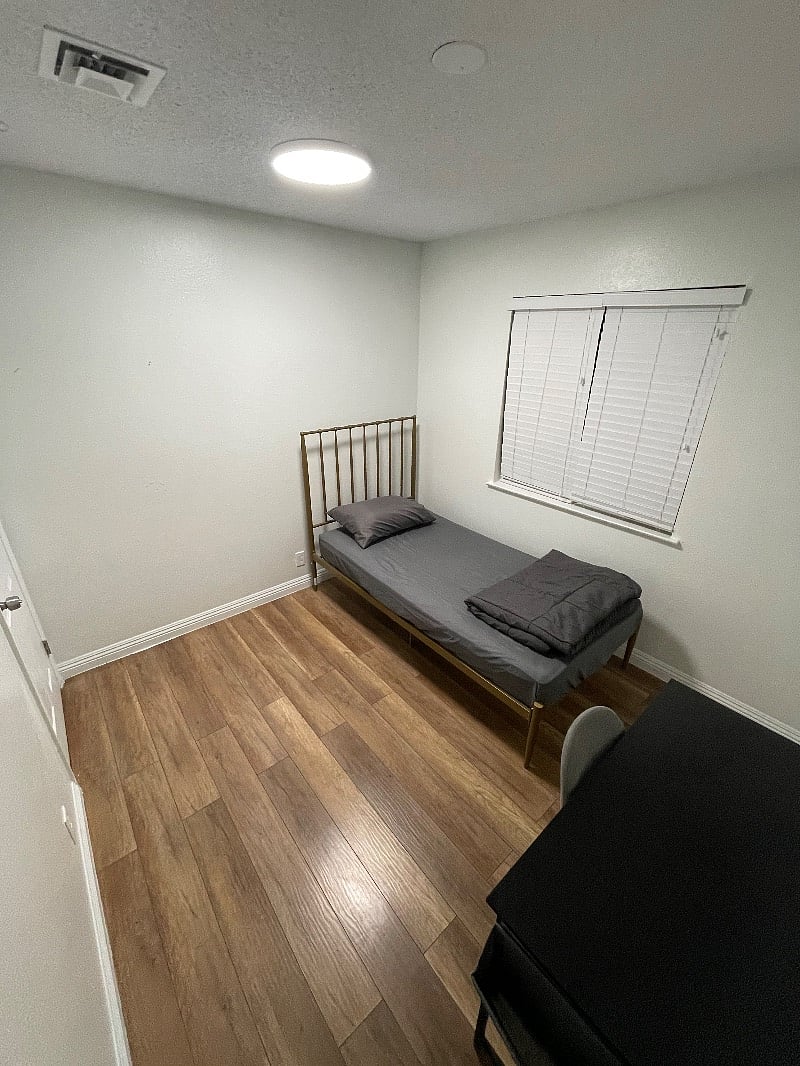 Furnished Finder property 402512_1 photo 6