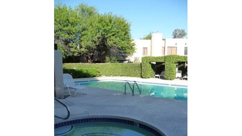 Furnished Finder property 402567_1 photo 17