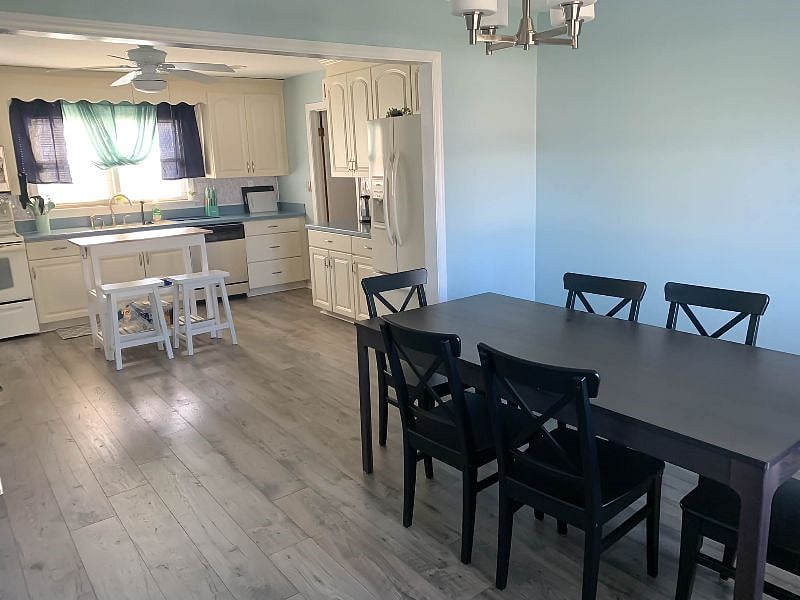 Furnished Finder property 402569_1 photo 5