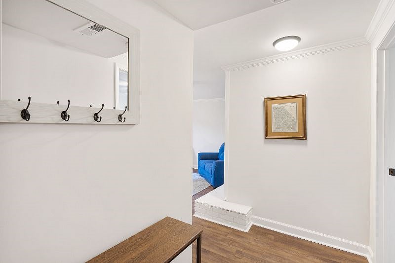 Furnished Finder property 402601_1 photo 4