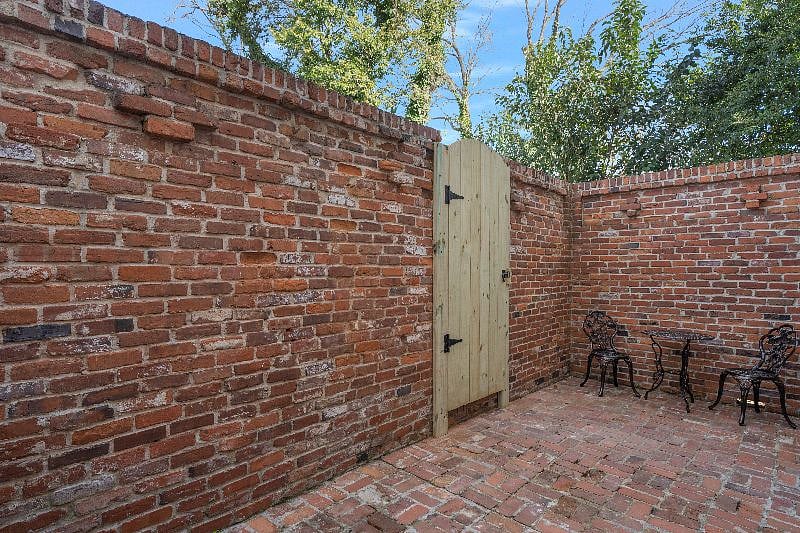Furnished Finder property 402601_1 photo 11