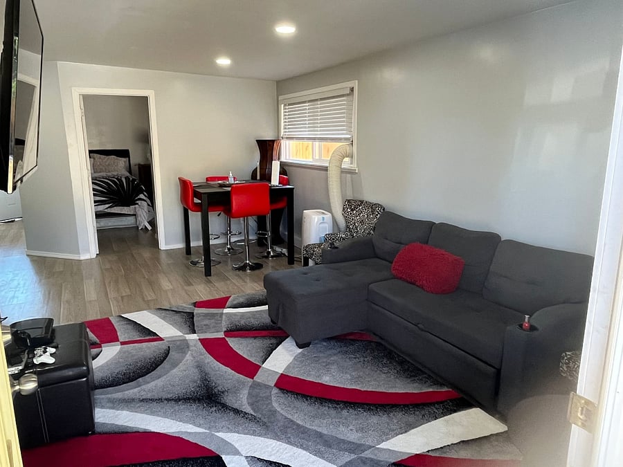 Furnished Finder property 402617_2 photo 5