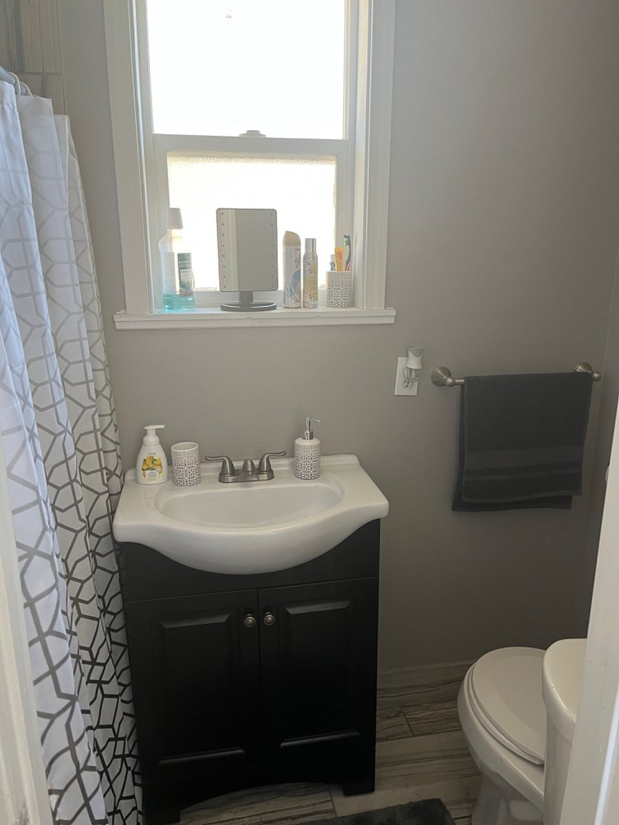 Furnished Finder property 402617_2 photo 8