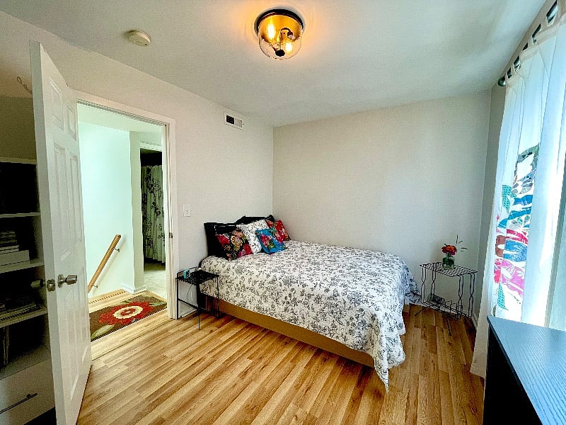 Furnished Finder property 402626_1 photo 16
