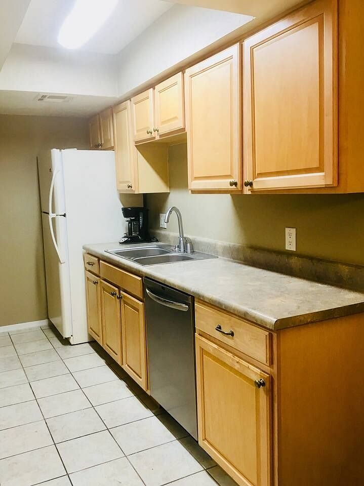 Furnished Finder property 402632_1 photo 6