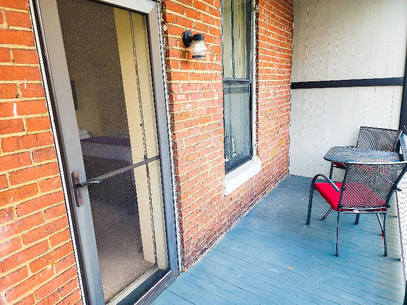 ROOM 1 -- $1050/month until May (@Property 1 - Midtown), available 3/13