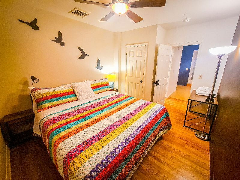 Room 3/Wanderlust Room -- $1500/month CASH (@Property 2 - Near Capitol), available 4/19
