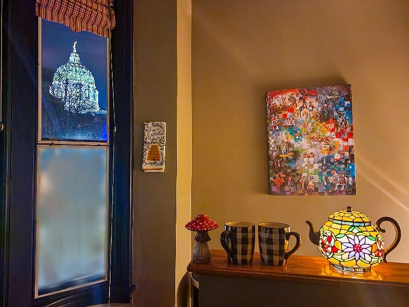 SUITE 6/Victorian Wonderland (@Property 2 - Near Capitol, Downtown Harrisburg; whole place; private floor with private bathroom and private kitchen); available 6/17 -- $1950/month (CASH price)