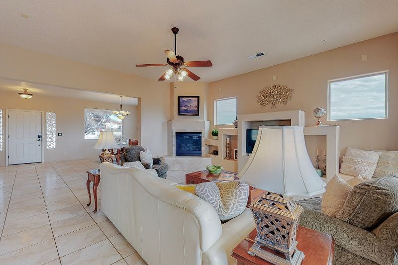Furnished Finder property 402679_1 photo 6