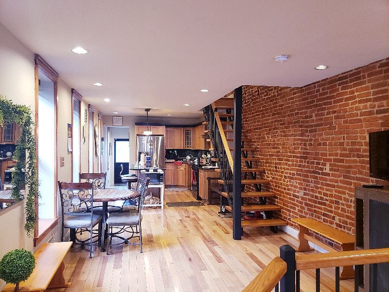 Furnished Finder property 402686_1 photo 3