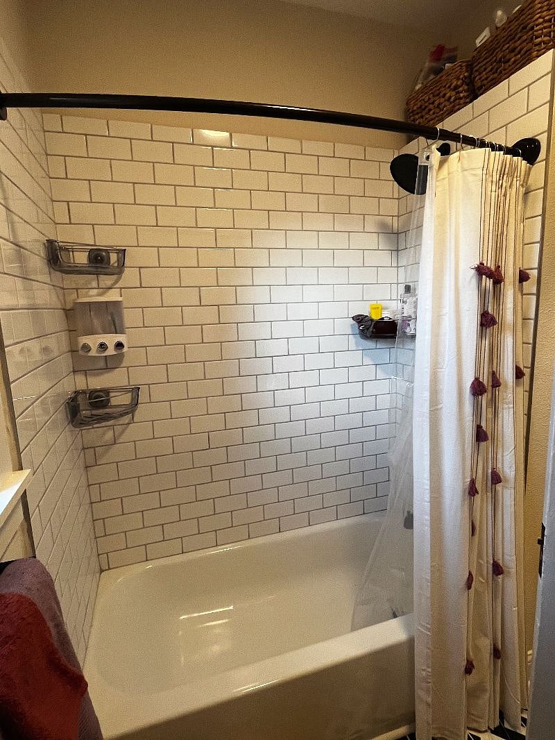 Furnished Finder property 402701_1 photo 8