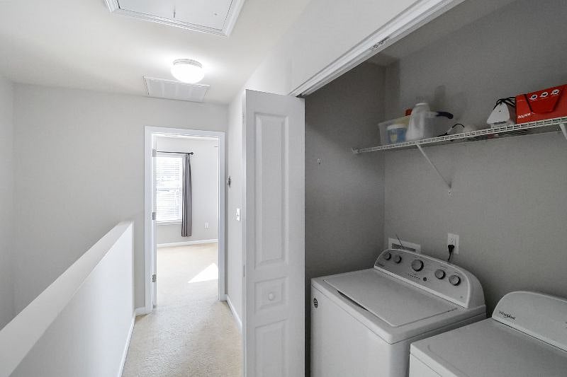 Unit 1 Upstairs Hallways