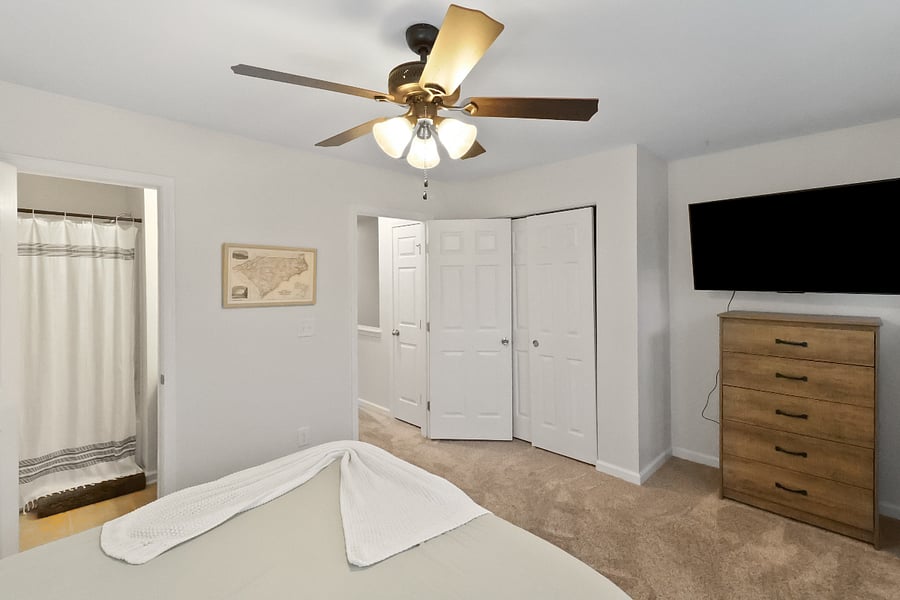 Bed 2. Unit 2