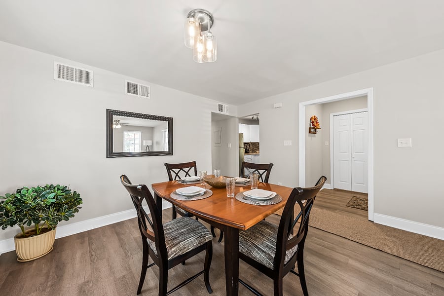 Furnished Finder property 402773_1 photo 5
