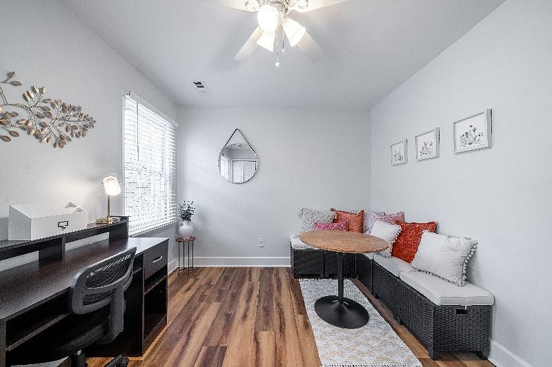 Furnished Finder property 402773_2 photo 4