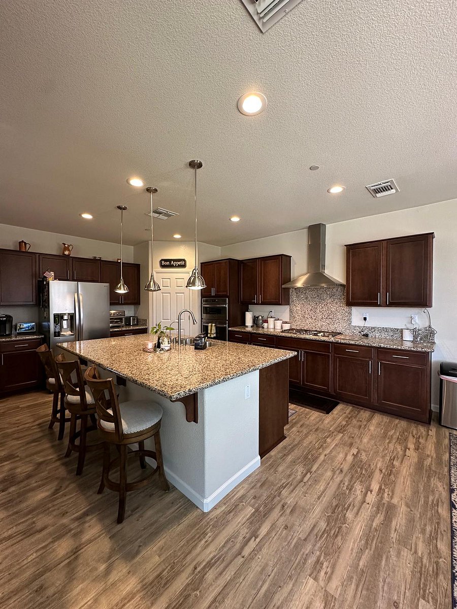 Furnished Finder property 402775_1 photo 8