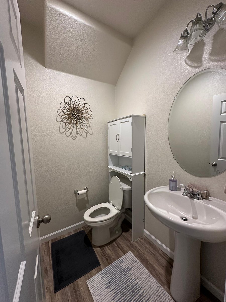 Furnished Finder property 402775_1 photo 9