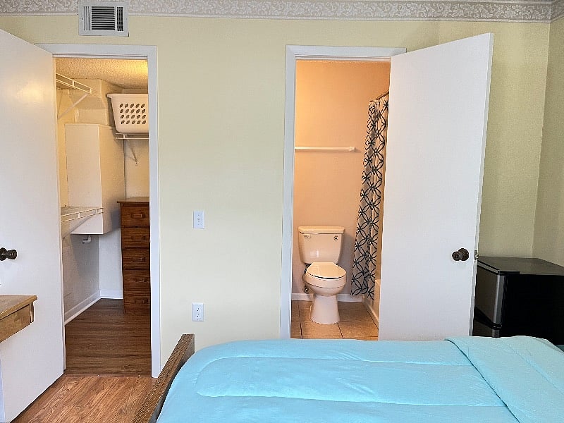Furnished Finder property 402790_2 photo 4