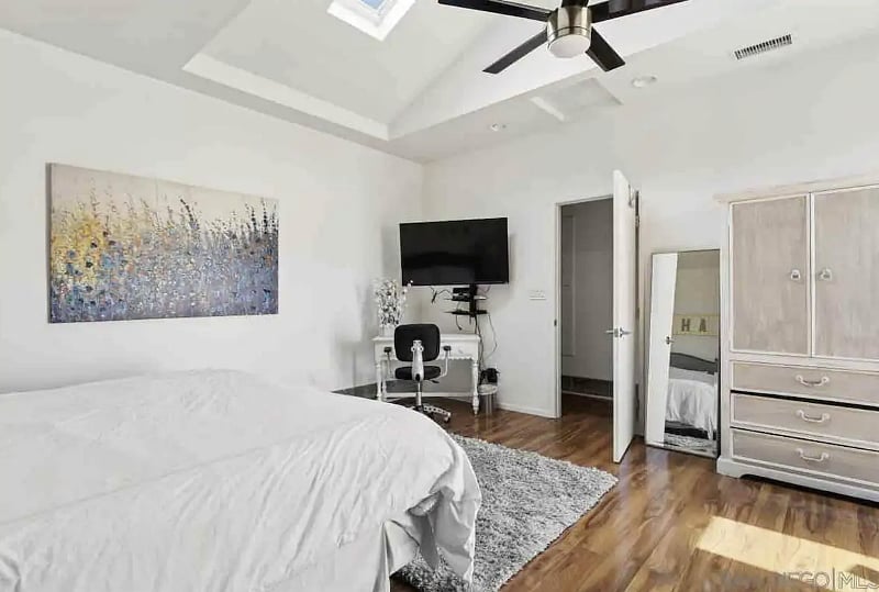 Furnished Finder property 402799_1 photo 8