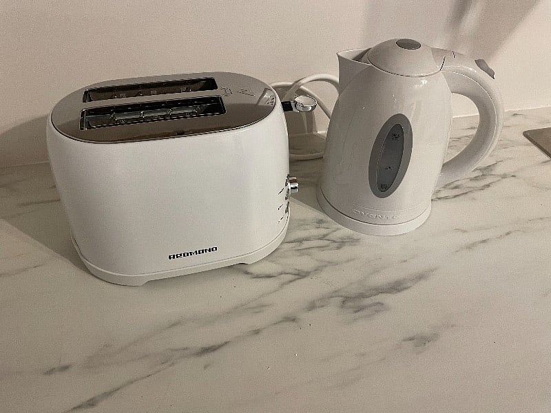 Toaster and kettle