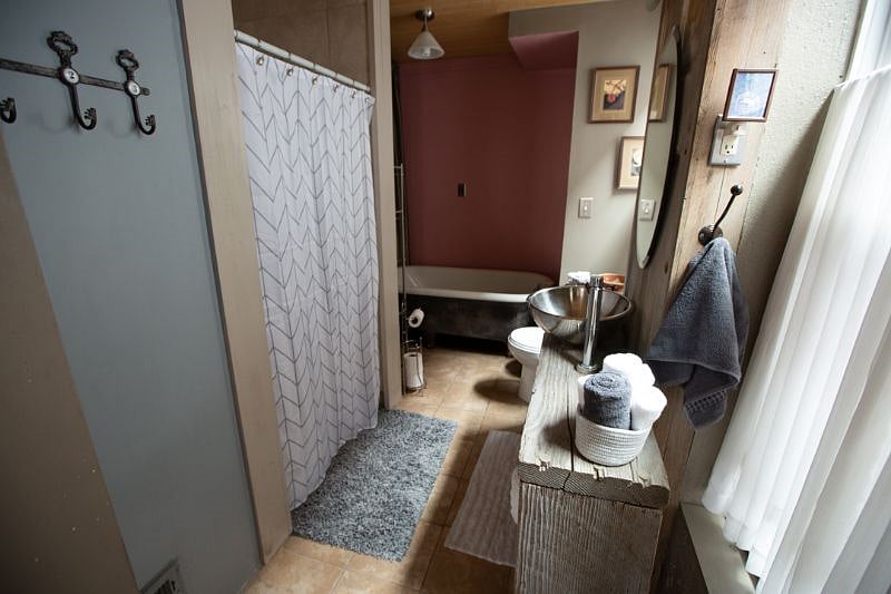 Furnished Finder property 402811_1 photo 3