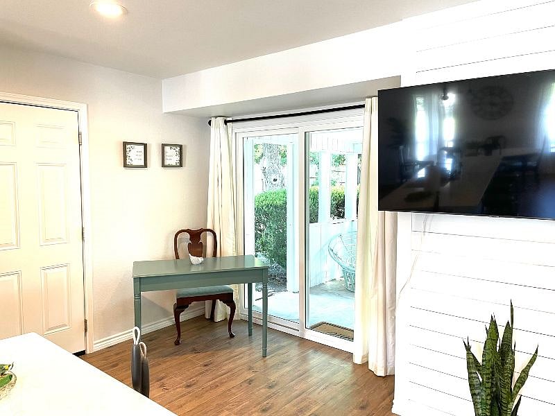 Furnished Finder property 402813_1 photo 7