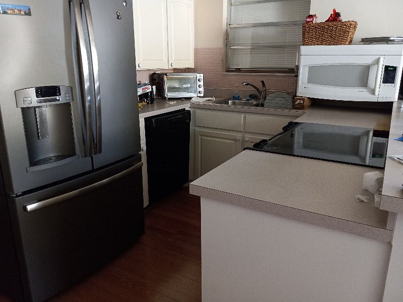 Furnished Finder property 402873_1 photo 12