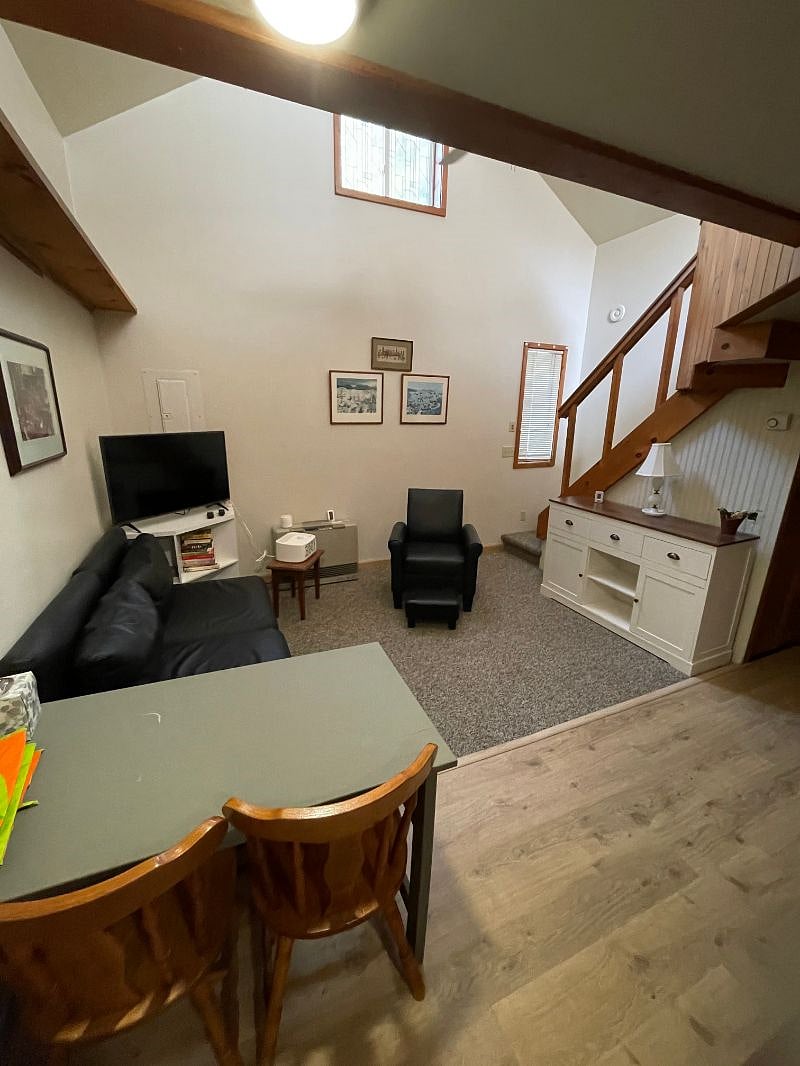 Furnished Finder property 402891_1 photo 3