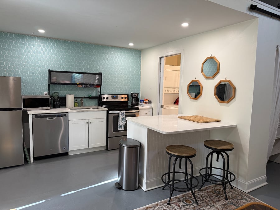 Furnished Finder property 402953_1 photo 4