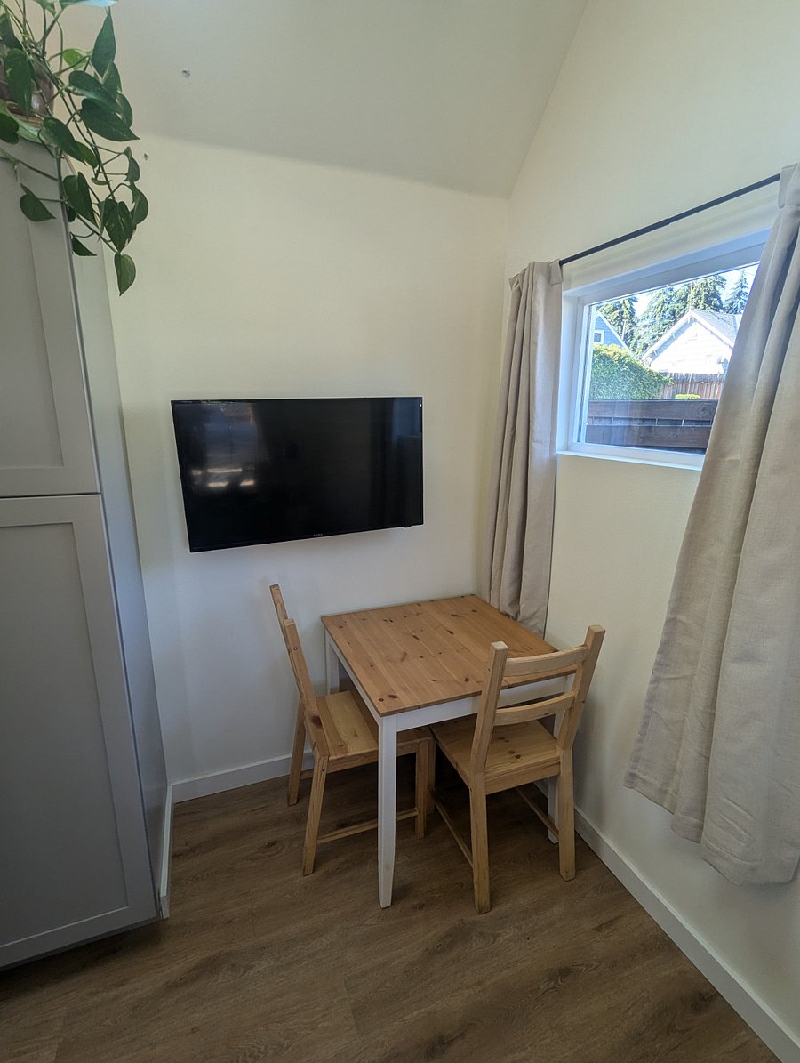 Furnished Finder property 402988_1 photo 4