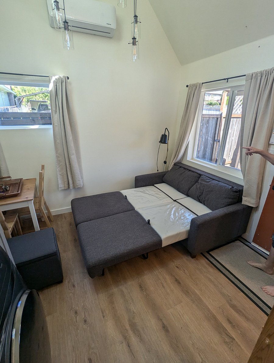 Furnished Finder property 402988_1 photo 9