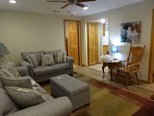 Livingroom with wi-fi internet