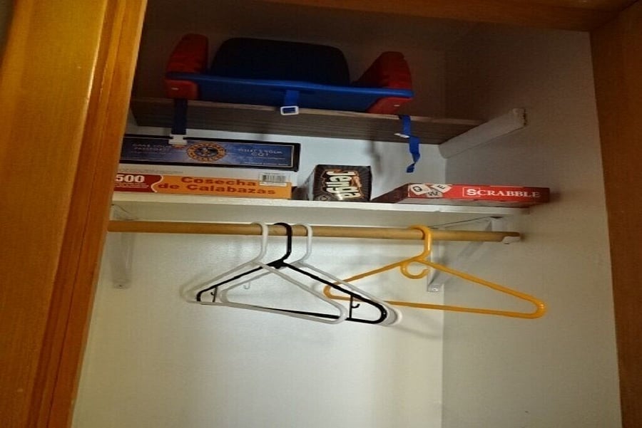 Coat closet