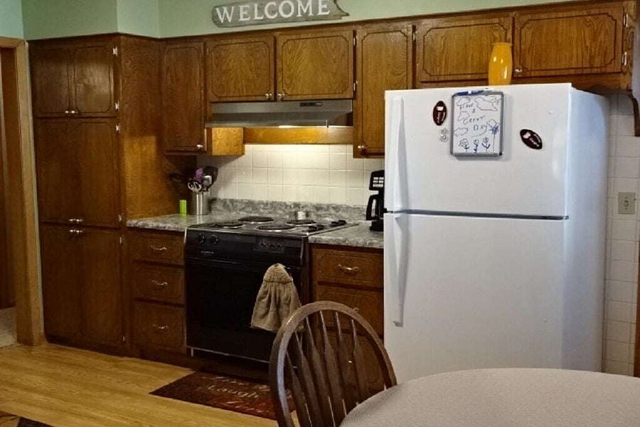 Kitchen Full size refrigerator Electric stove/oven