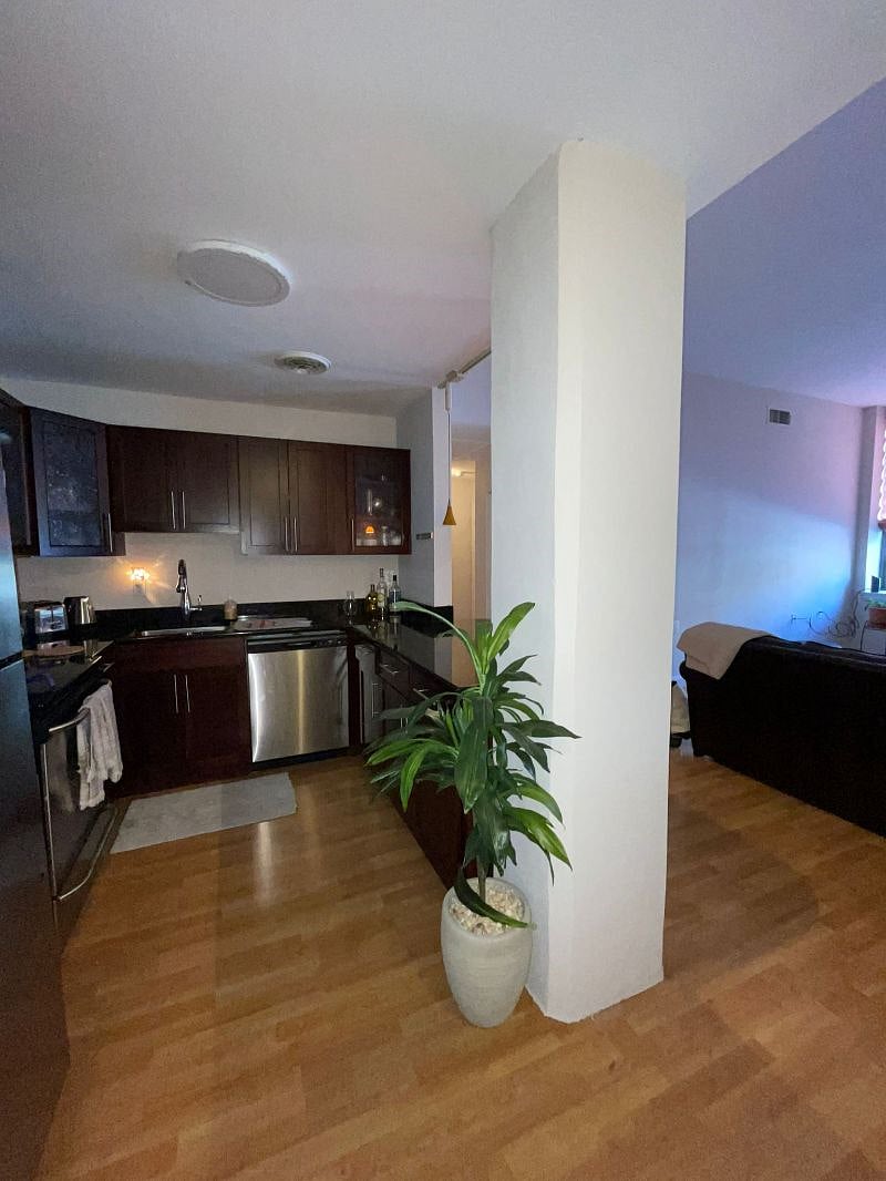 Furnished Finder property 403019_1 photo 7